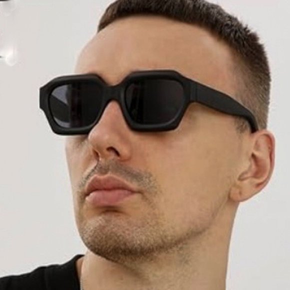 Men Women Trendy Black Lens Sports Black Frame Shades Oversized Sunglasses - Picture 5 of 9